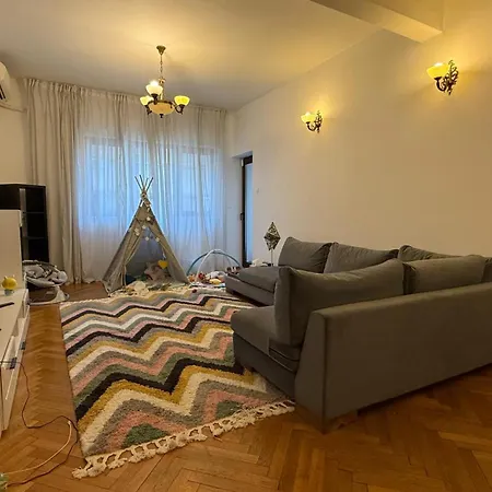 120sqm Downtown Victorian By Chr Luxury Apartament *